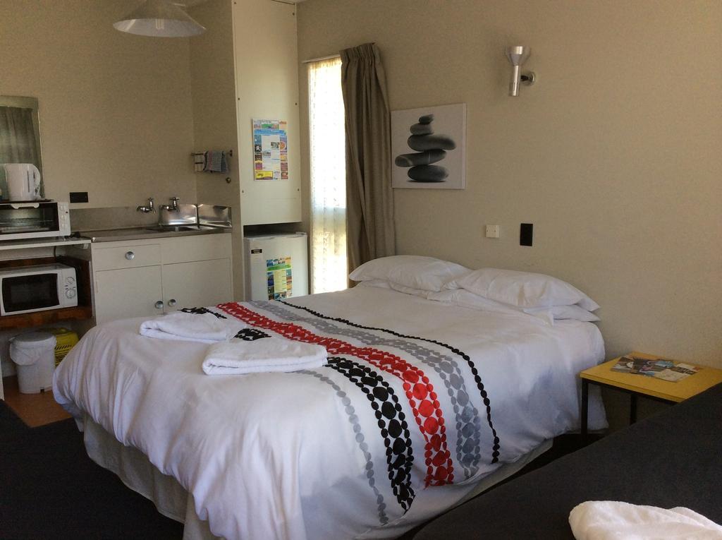 Acacia Park Motel Whanganui Habitación foto
